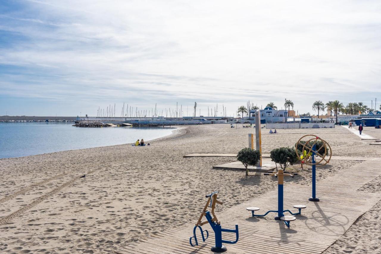 Sur Suites Atico Puerto Fuengirola Ngoại thất bức ảnh